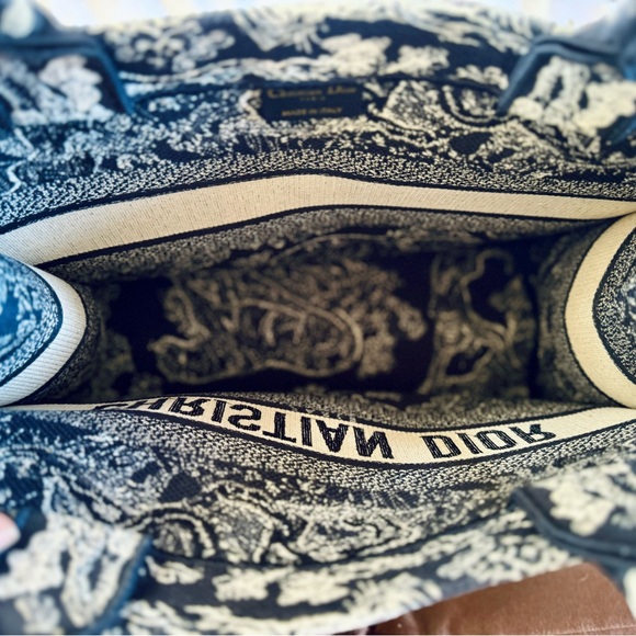 Christian Dior Medium Book Tote BRAND NEW AUTHENTIC - Picture 5 of 5